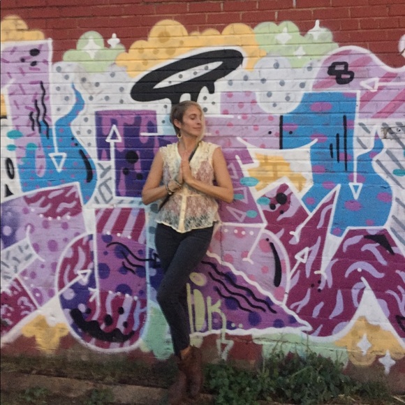 Meet your Posher, Michelle - Picture 6 of 6